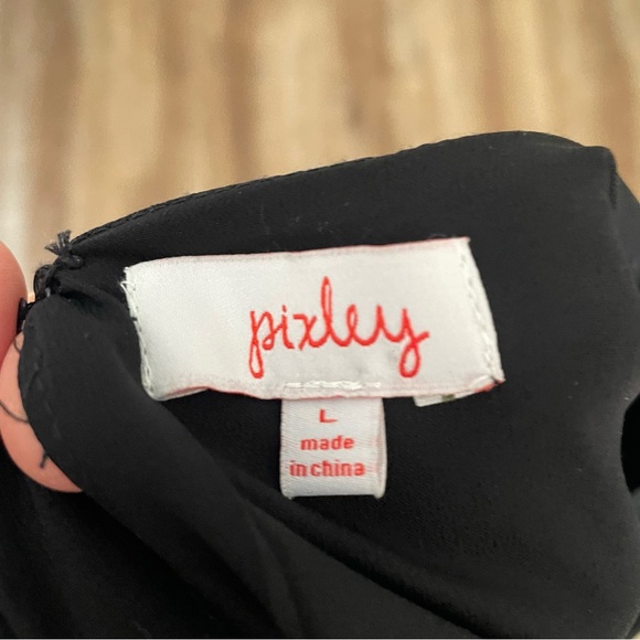 Pixley Twist Keyhole Tie Sleeve Top - Picture 7 of 8